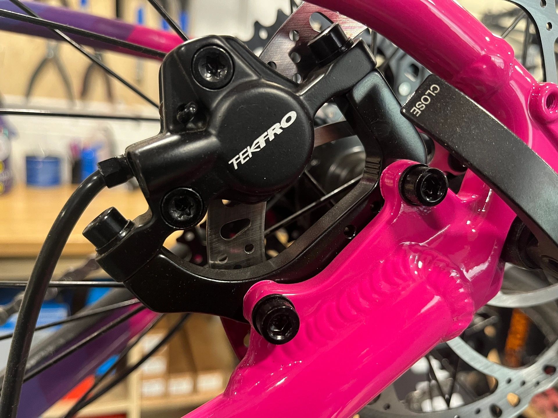 International standard disc store brake mount